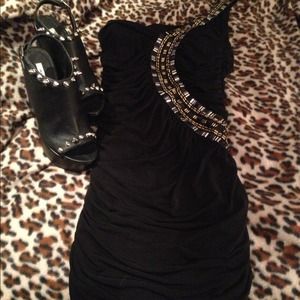 👗REDUCED😅
