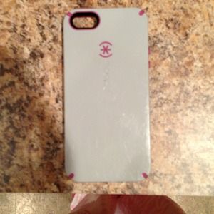 iPhone 5 authentic Speck case