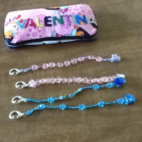 Decorated baby wipes and pacifier for baby's