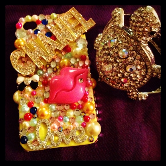 Custom iPhone 4/4s case SOLD