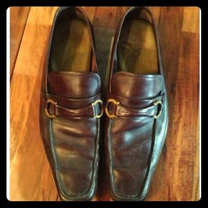 SOLD! Genuine Ferragamo Men's Shoe