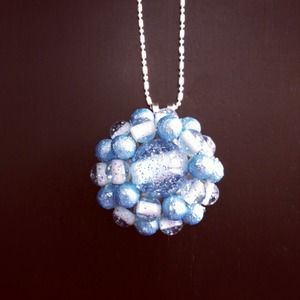 Vintage magnetic charm and base