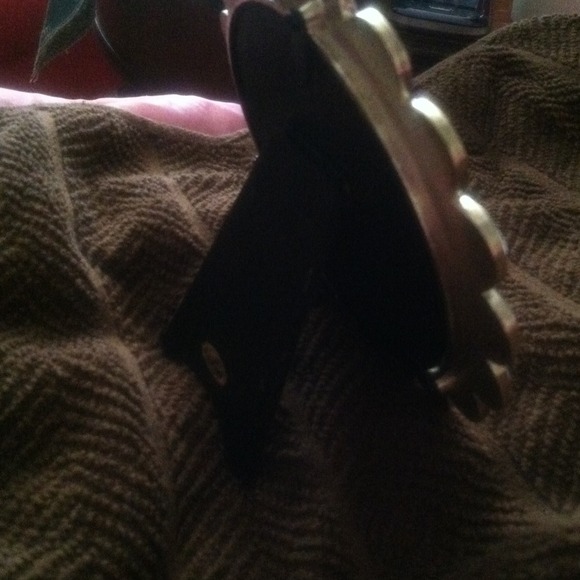 Pretty picture frame!! - Picture 2 of 2