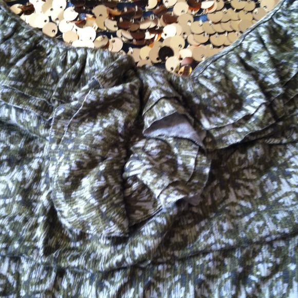 Floral Print Ruffle Tank - Picture 3 of 3