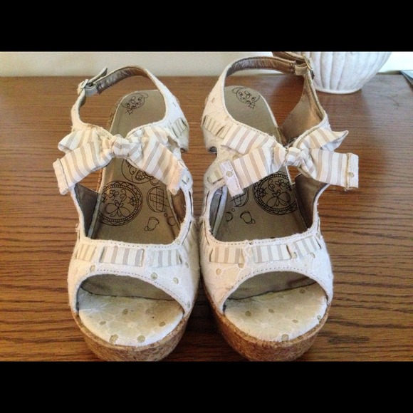 Sold!! $ Beautiful Cork Wedges by Jellypop! SZ 9.5