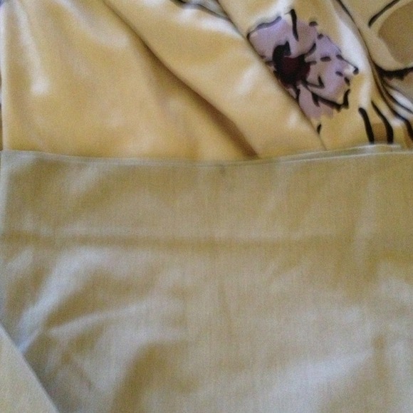 BUNDLED!!!!!!SOLD!!!!!! - Picture 2 of 4