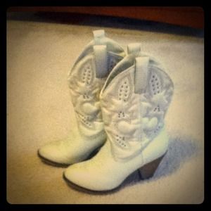 Off white cowgirl boots