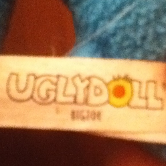 Ugly doll! Big toe! - Picture 4 of 4