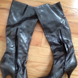 Brand New boots used only one time.