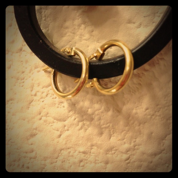 SOLD!!! Gold small hoop earrings.