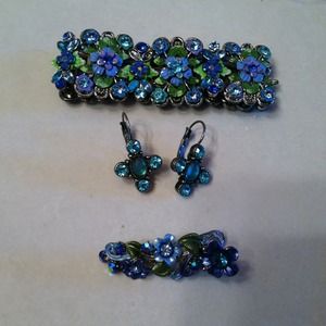 Beautiful Bracelet, Earrings and Hair Clip Set
