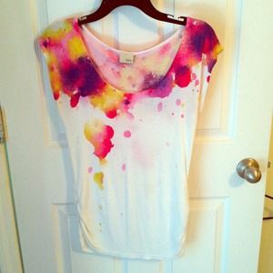 Daytrip T purchased from Buckle, hardly worn.