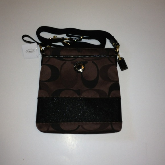 Coach Handbags - New authentic coach brown  swingpack