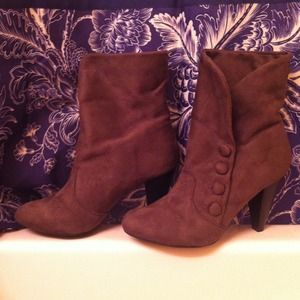 🎉RESERVED🎉🔹Forever 21 Taupe Boots🔹