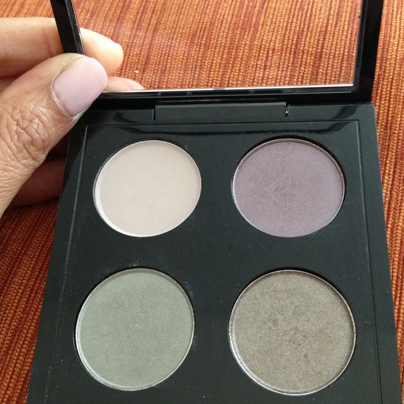 💢SOLD💢Mac eyeshadow