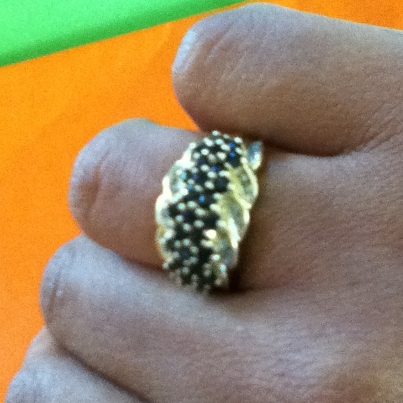 diamond & sapphire ring SZ 7 10k gold