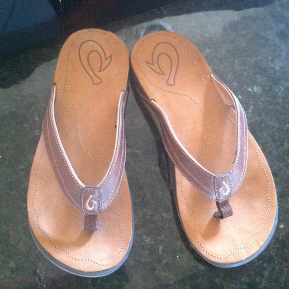 Leather sandals