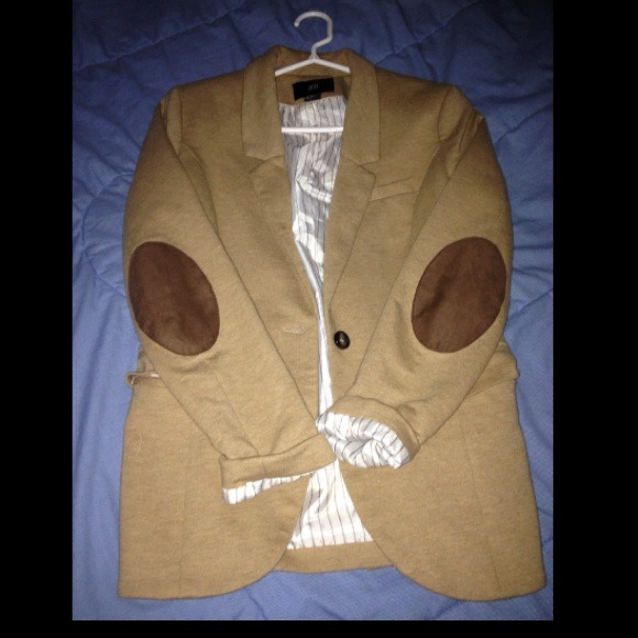 Bundled for @sbaldwin Tan & brown H & M blazer