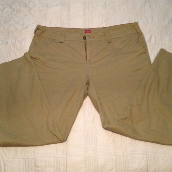 Dickies for women
