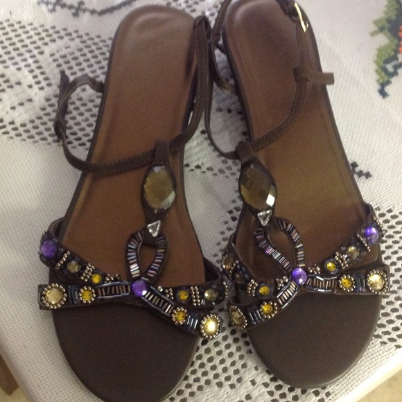 Avon Shoes - New dark brown strappy sandals