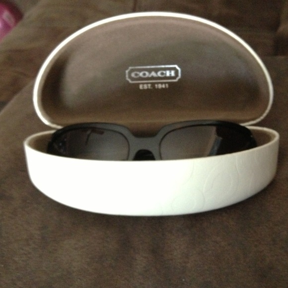 Coach sunglasses with hard case cleaning cloth