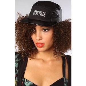 ON HOLD FOR @pinedo🙋