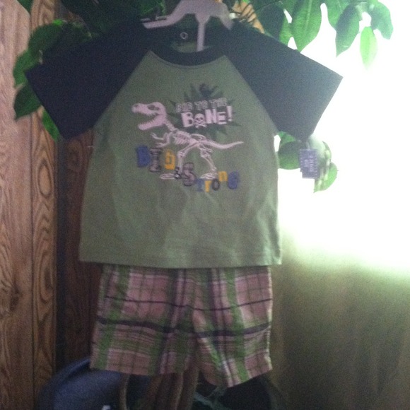 Baby clothes - Picture 2 of 2