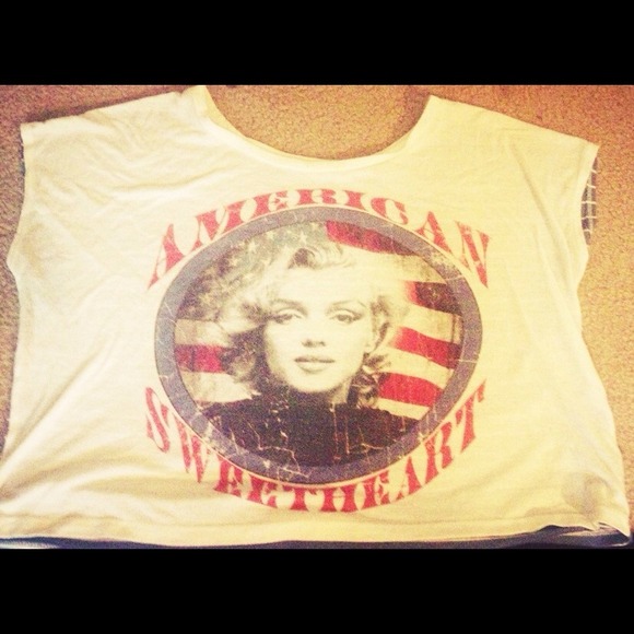 Marilyn Monroe, American Sweetheart T-shirt❤ - Picture 1 of 3