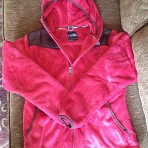Reserved @Jennicagomaz pink fuzzy NorthFace