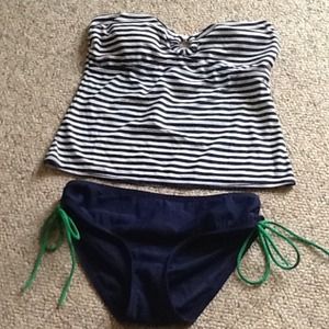 Tankini 😊 hold for @lsurran