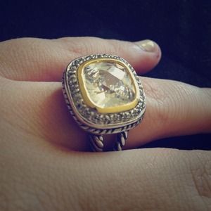 Yurman style ring