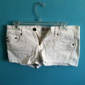 White Jean Shorts 7/8/28!!