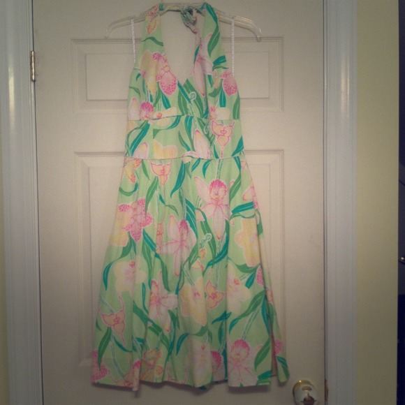 SOLD Lilly Pulitzer halter dress size 8