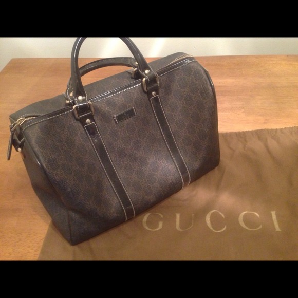 HOLD-Authentic Gucci medium Joy Boston bag