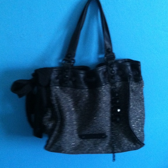 Juicy Couture Black & Gray Daydreamer Handbag