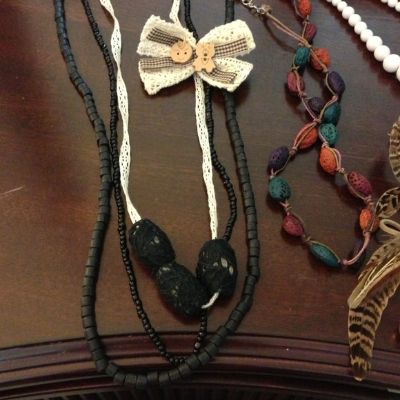 4 handmade necklaces! - Picture 2 of 3