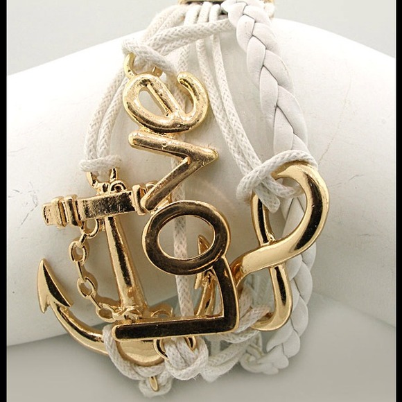 18.00 5 layer bracelet - Picture 1 of 1