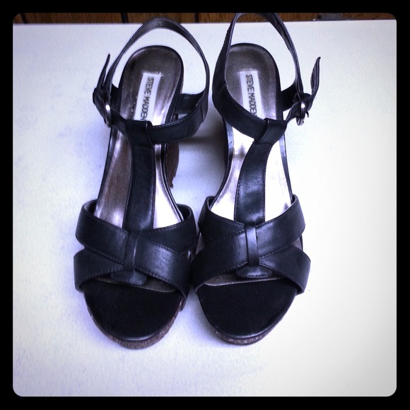 Steve Madden black heels