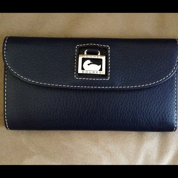Dooney & Bourke Wallet