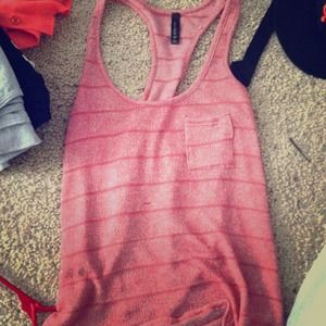Pink pocket tank top.