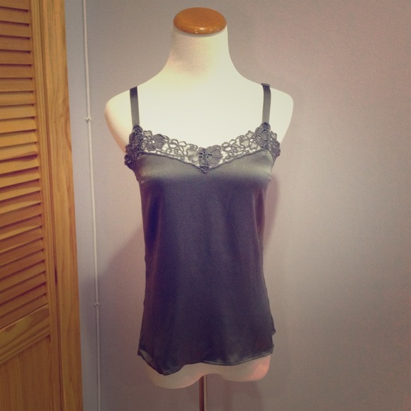 Sold in bundleSexy satin gray silk tank top💋