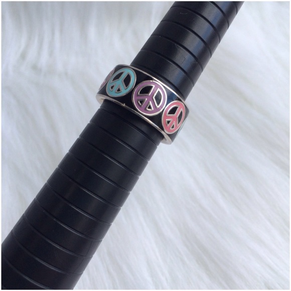 Authentic Vintage Coach Ring - Picture 3 of 5