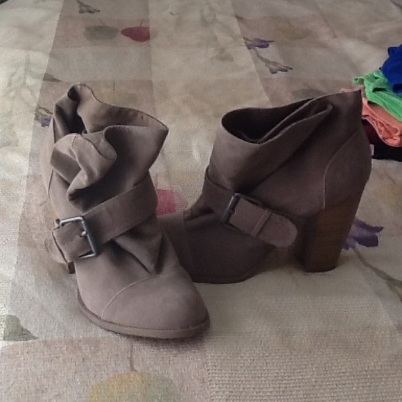 REDUCED!! Tan boots