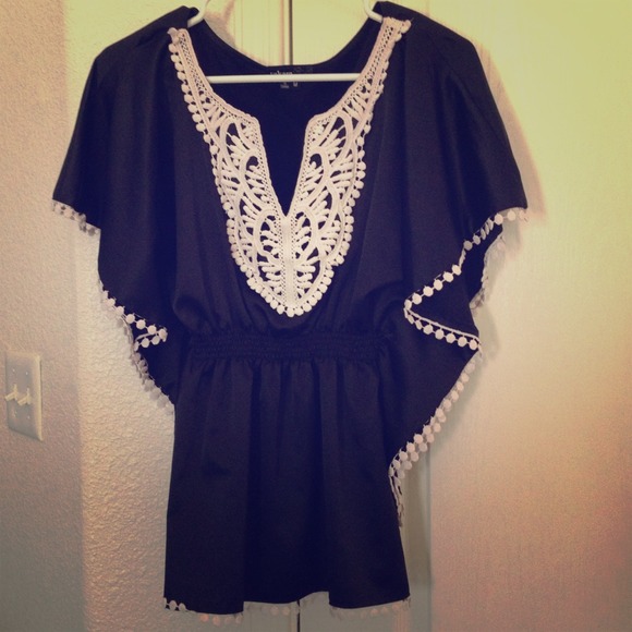 ❌SOLD❌Takara top