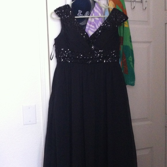 Long black evening gown!