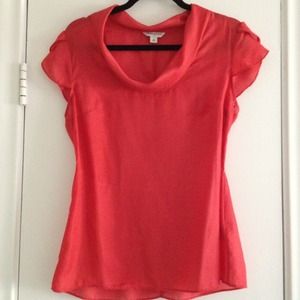 REDUCED Silky red top