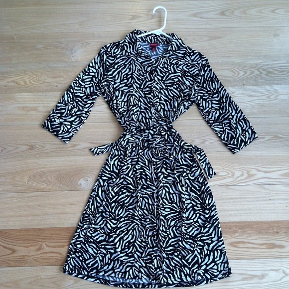 SOLD in bundle Black and white shirt dress