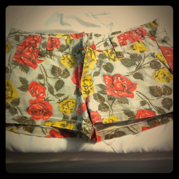 Hurley Other - Hurley Floral Print Shorts