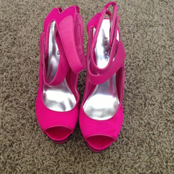 🚫🚫🚫SOLD🚫🚫🚫Pink Bebe heels