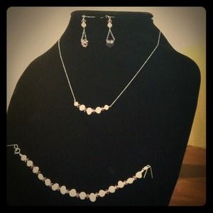 Fresh water pearl&SwarovskiCrystal& SterlingSilver